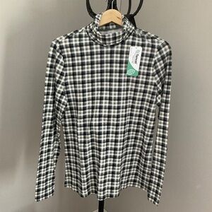 LandsEnd Tercel lightweight turtleneck